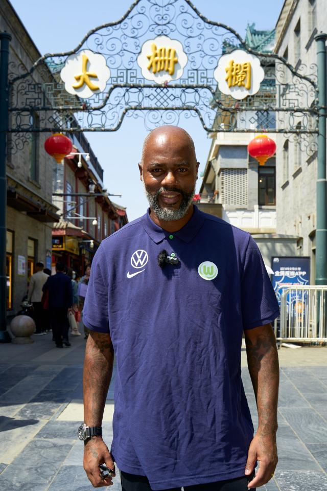 1714800170489097188.jpg 格拉菲特2_副本.jpg