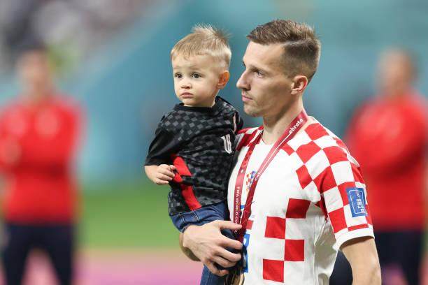 1671305832044071692.jpg 1245680451-612x612.jpg